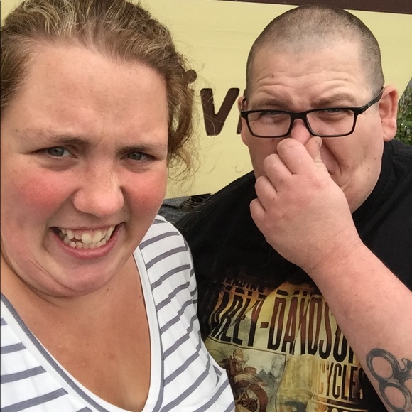 Meet your Posher, Beth - Picture 1 of 1